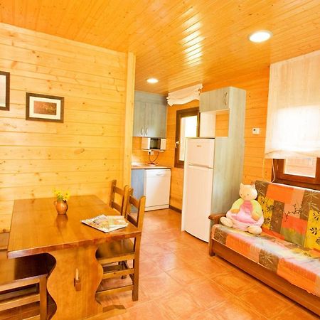 Bungalows La Borda D'Arnaldet Виянова Екстериор снимка