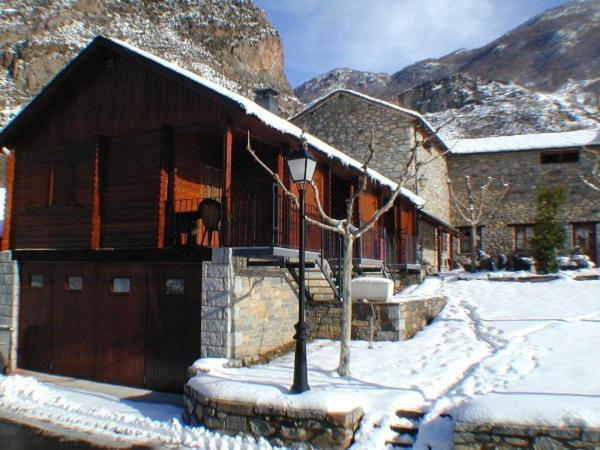 Bungalows La Borda D'Arnaldet Виянова Стая снимка