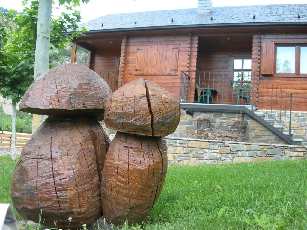 Bungalows La Borda D'Arnaldet Виянова Стая снимка