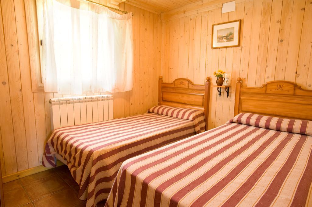 Bungalows La Borda D'Arnaldet Виянова Екстериор снимка