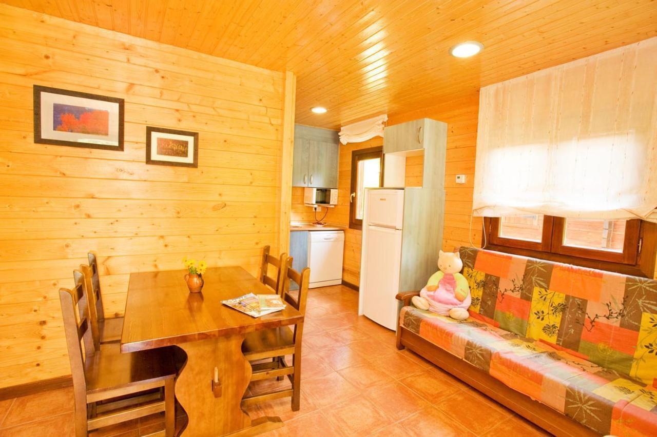Bungalows La Borda D'Arnaldet Виянова Екстериор снимка